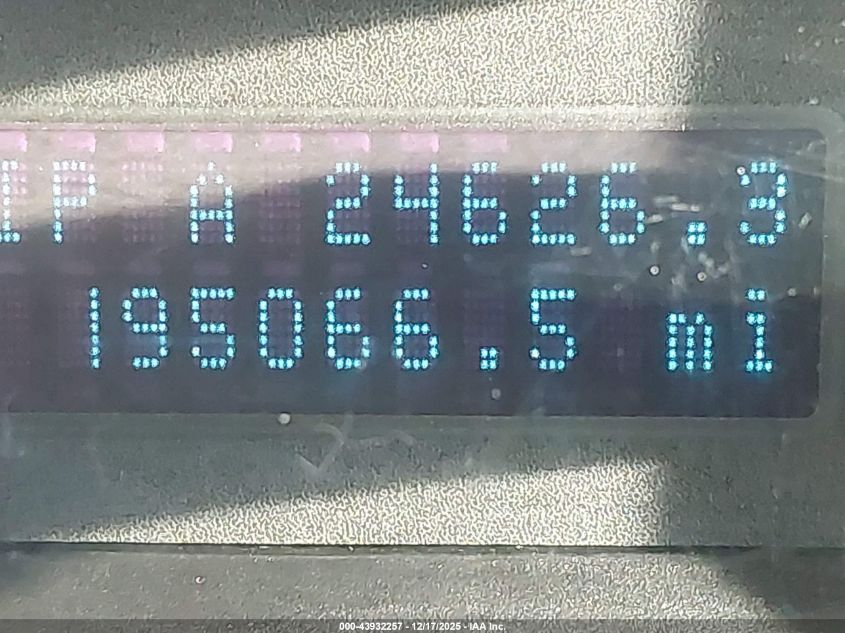 2012 Ford Escape Limited VIN: 1FMCU9EG2CKC62084 Lot: 43932257