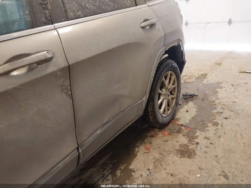 2017 Jeep Cherokee Latitude 4X4 VIN: 1C4PJMCS5HW547337 Lot: 43932291