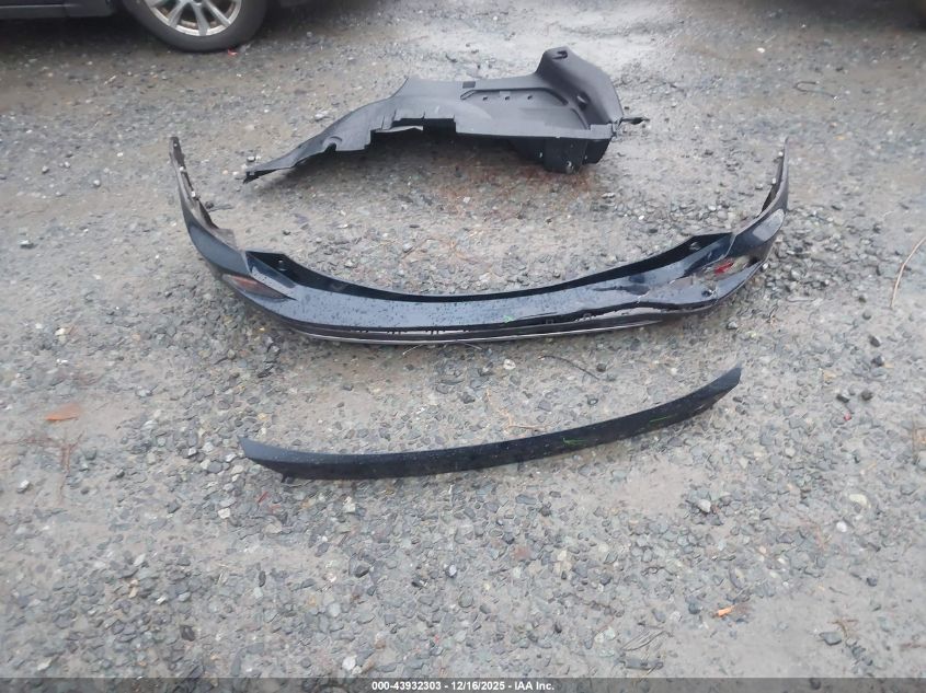 2017 Toyota Rav4 Xle VIN: JTMRFREV1HJ175118 Lot: 43932303