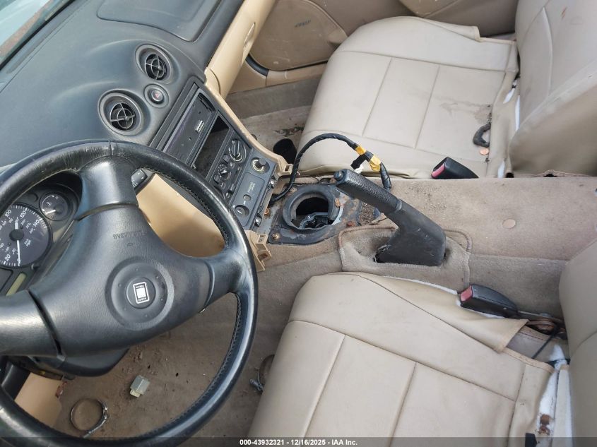 2000 Mazda Mx-5 Miata Ls/Special Edition VIN: JM1NB3536Y0142871 Lot: 43932321