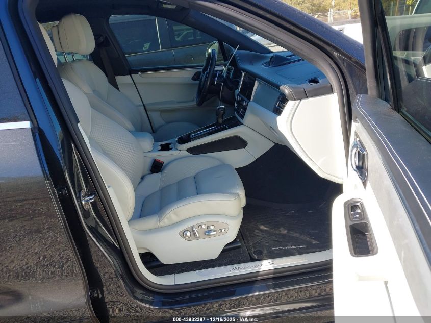 2022 Porsche Macan S VIN: WP1AG2A58NLB21997 Lot: 43932397