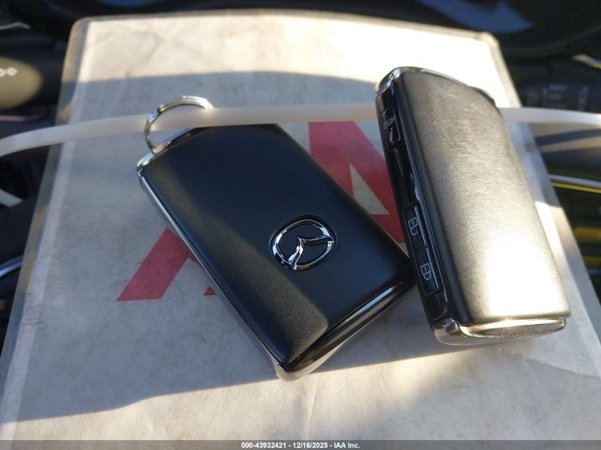 2025 Mazda Cx-30 2.5 S Preferred Package VIN: 3MVDMBCM8SM849551 Lot: 43932421