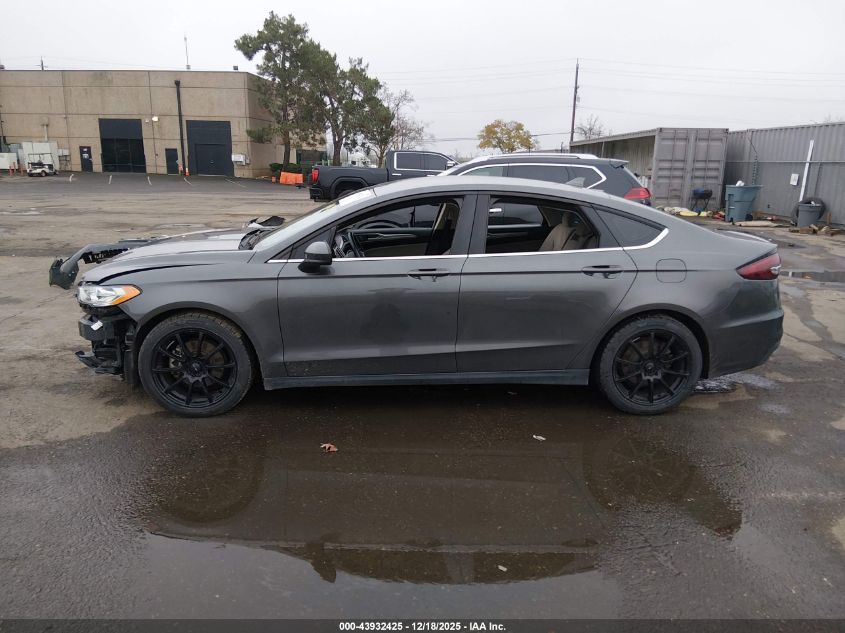 2020 Ford Fusion S VIN: 3FA6P0G76LR256257 Lot: 43932425