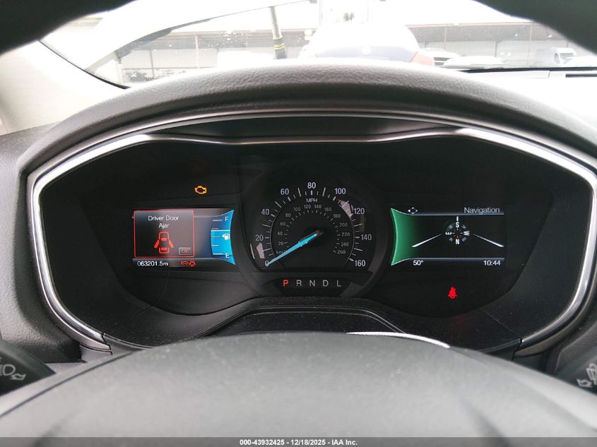 2020 Ford Fusion S VIN: 3FA6P0G76LR256257 Lot: 43932425