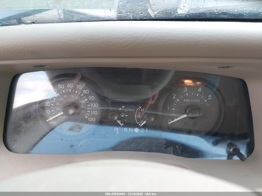 2007 Mercury Grand Marquis Gs VIN: 2MEFM74V67X611691 Lot: 43932454