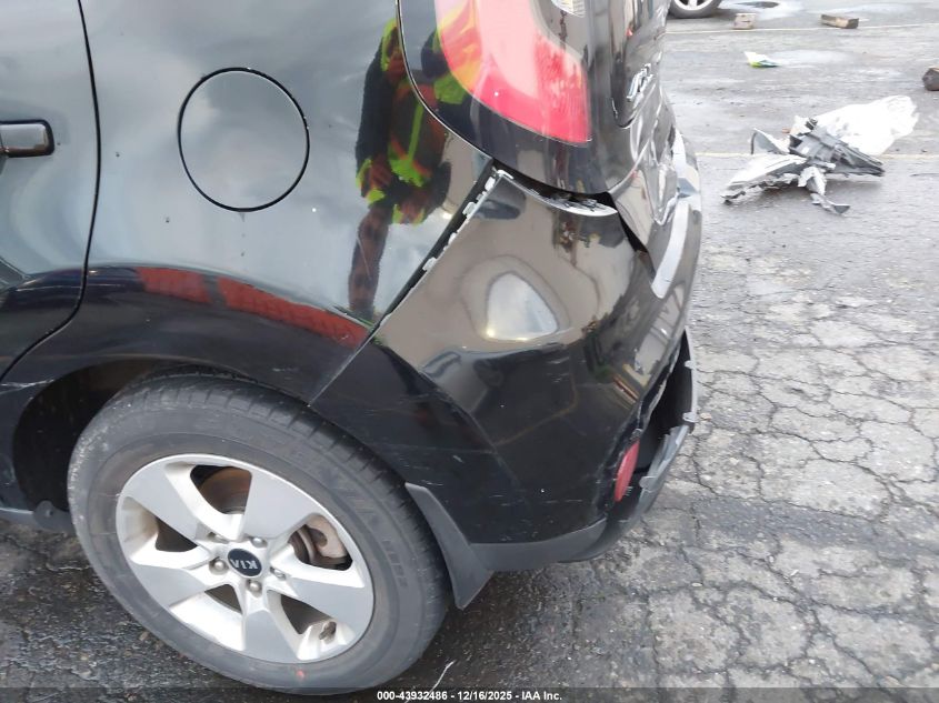 2017 Kia Soul VIN: KNDJN2A25H7437223 Lot: 43932486