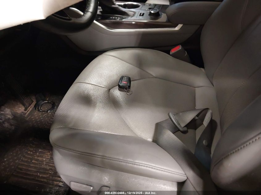 2023 Toyota Highlander Limited VIN: 5TDKDRBH2PS013750 Lot: 43932488