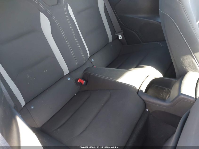 2020 Chevrolet Camaro Rwd 1Lt VIN: 1G1FB3DS0L0114756 Lot: 43932501