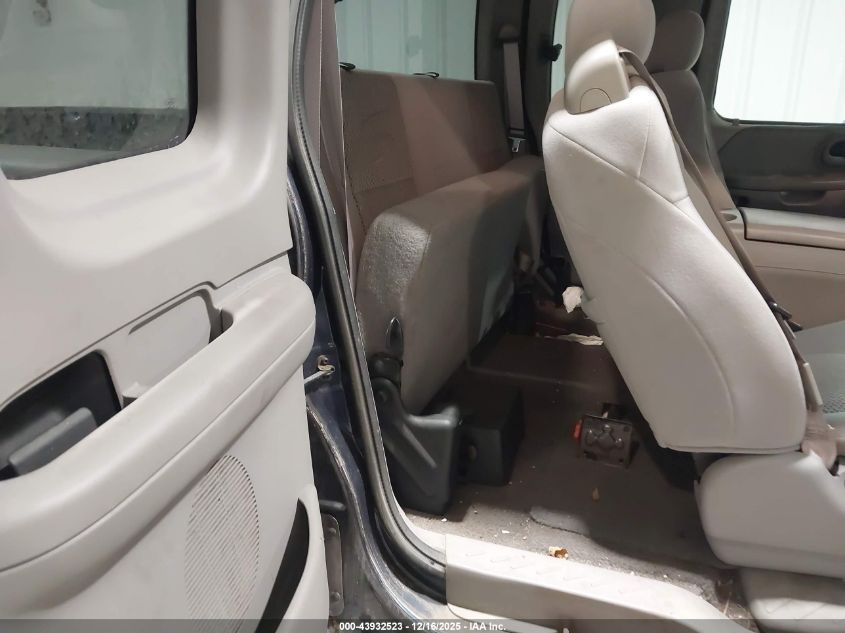 2002 Ford F-150 Lariat/Xl/Xlt VIN: 1FTRX18L82NB84570 Lot: 43932523