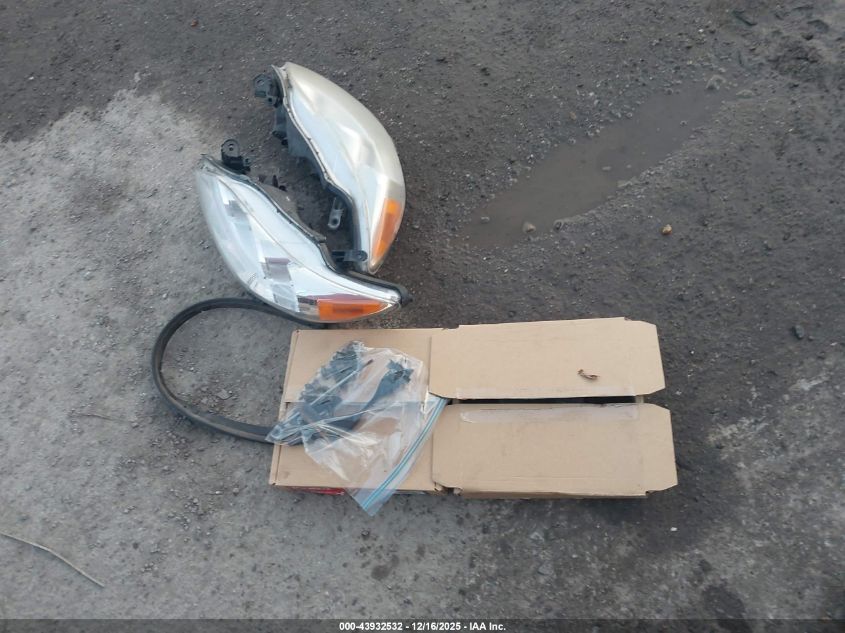 2011 Toyota Corolla Le VIN: JTDBU4EE3B9144116 Lot: 43932532