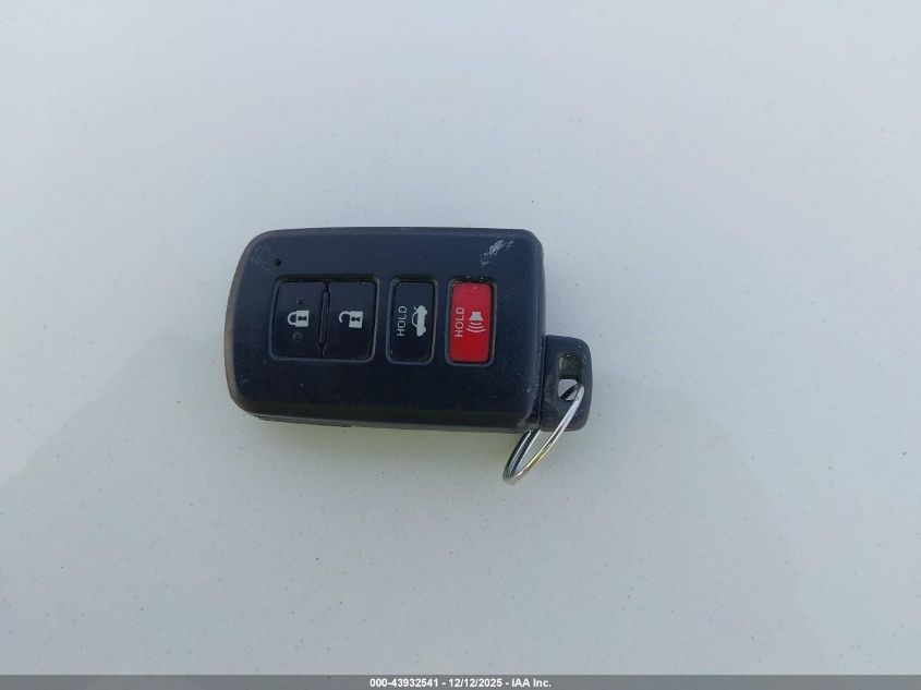 2017 Toyota Corolla Se VIN: 2T1BURHE4HC766543 Lot: 43932541