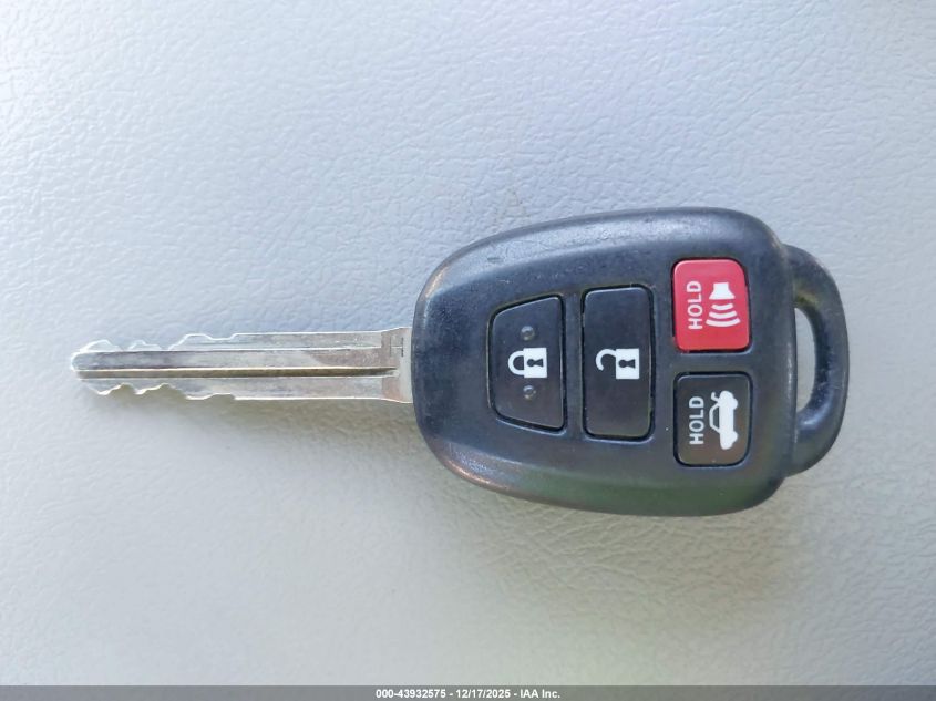 2016 Toyota Camry Le VIN: 4T4BF1FK0GR535002 Lot: 43932575