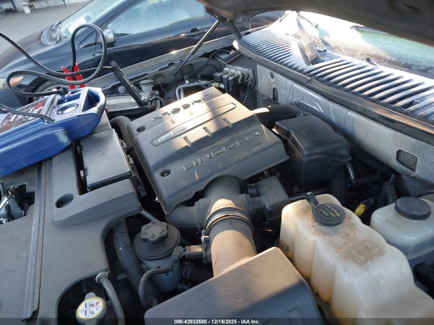 2011 Lincoln Navigator VIN: 5LMJJ2H57BEJ03590 Lot: 43932580