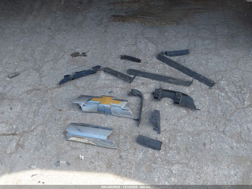 2017 Chevrolet Silverado 1500 Wt VIN: 1GCNCNEH2HZ134279 Lot: 43932625