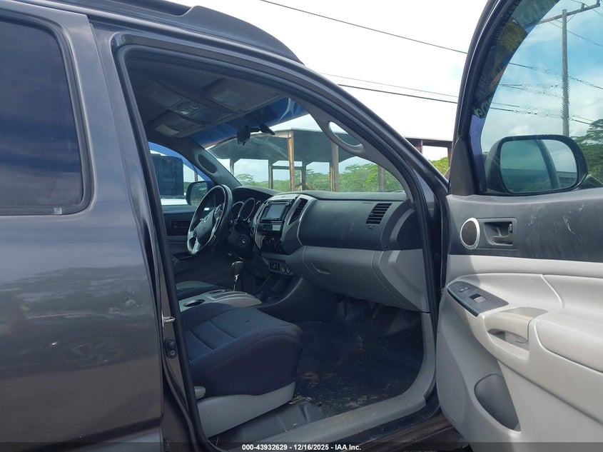 2014 Toyota Tacoma Base V6