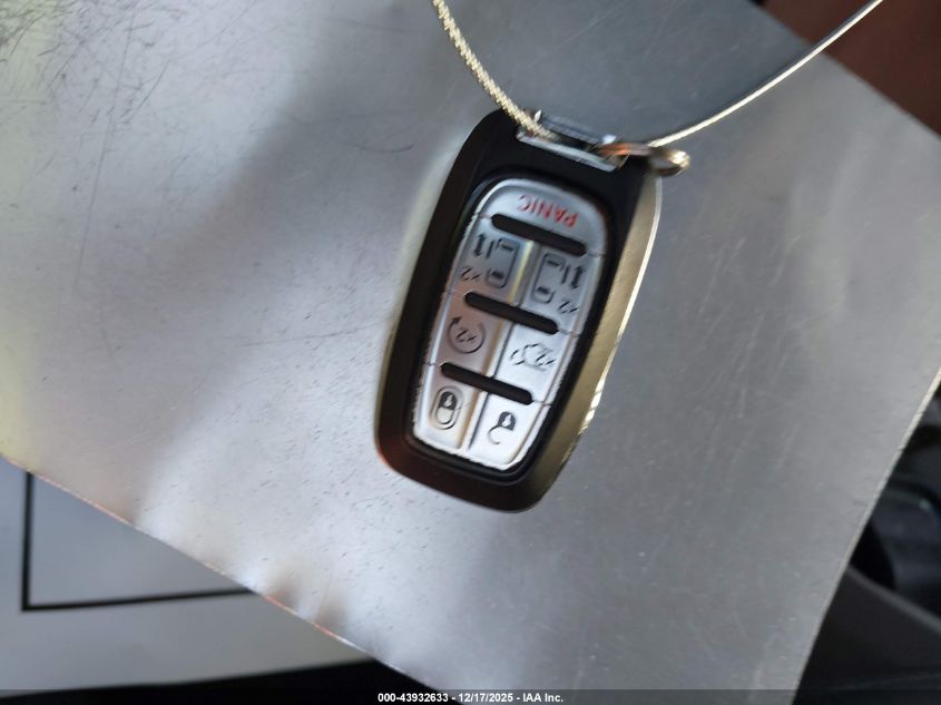 2020 Chrysler Pacifica Touring VIN: 2C4RC1FGXLR210298 Lot: 43932633