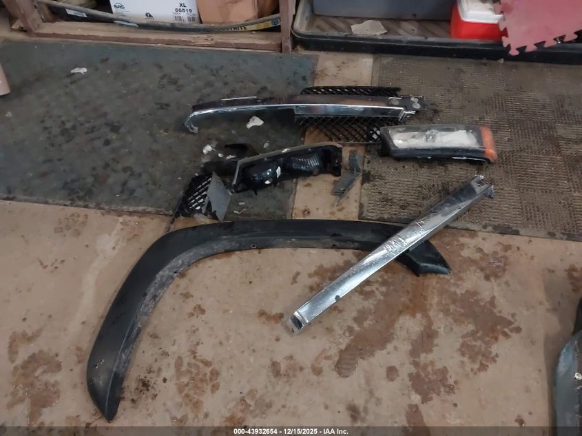 2005 Chevrolet Silverado 1500 Z71 VIN: 2GCEK13T951140247 Lot: 43932654