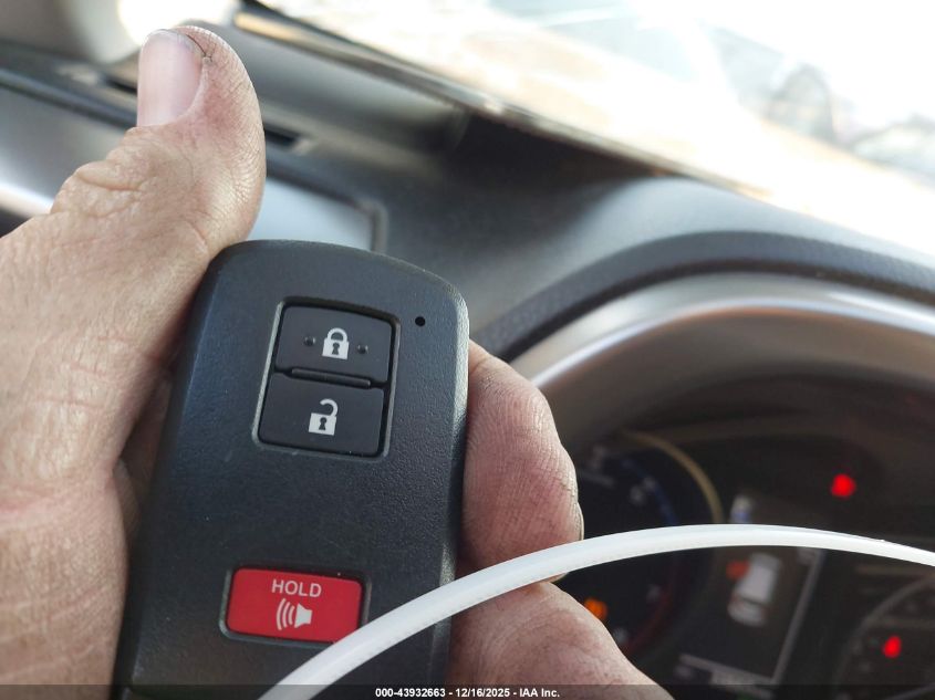 2018 Toyota Rav4 Xle VIN: JTMRFREV1JJ253189 Lot: 43932663