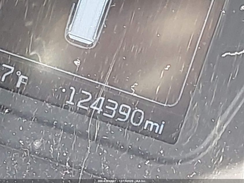 2016 Kia Sorento 2.4L L VIN: 5XYPG4A39GG043587 Lot: 43932667