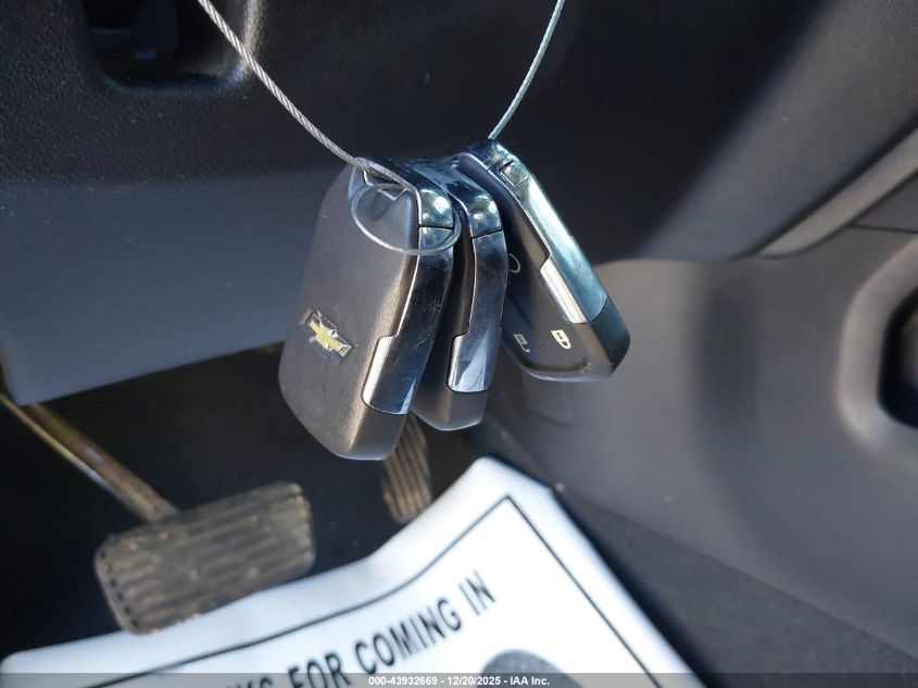 2019 Chevrolet Silverado 1500 Rst VIN: 1GCUYEEDXKZ348079 Lot: 43932669