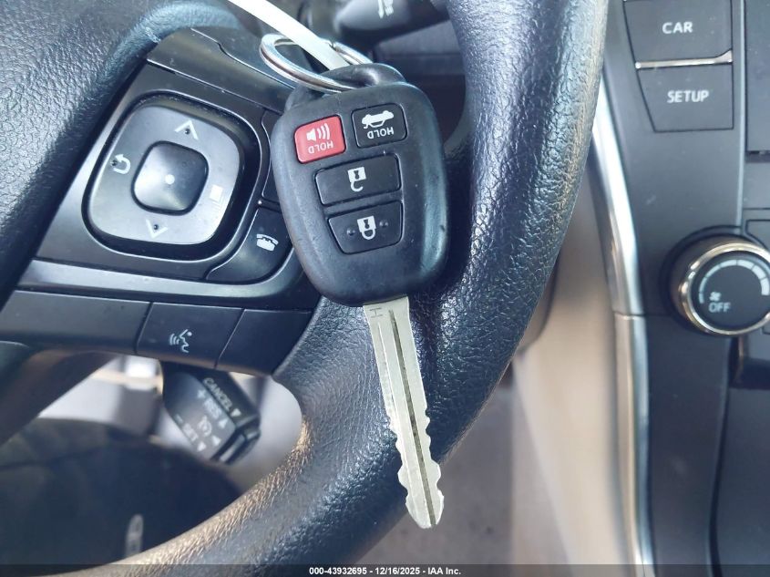 2017 Toyota Camry Le VIN: 4T1BF1FK9HU721939 Lot: 43932695