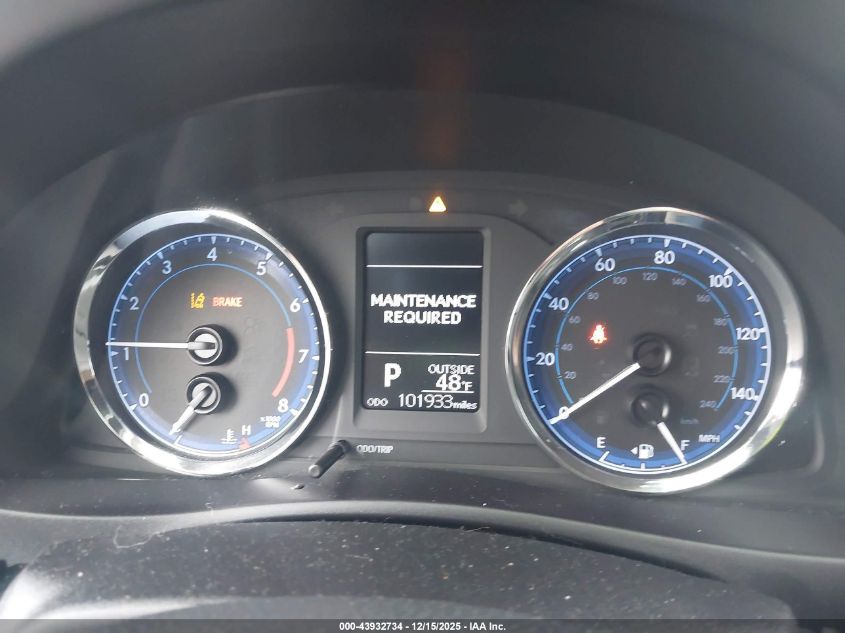 2017 Toyota Corolla Le VIN: 5YFBURHE4HP658679 Lot: 43932734