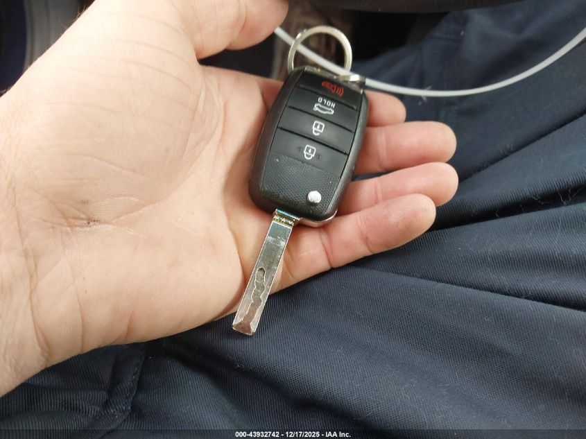 2019 Kia Optima Lx VIN: 5XXGT4L3XKG304182 Lot: 43932742