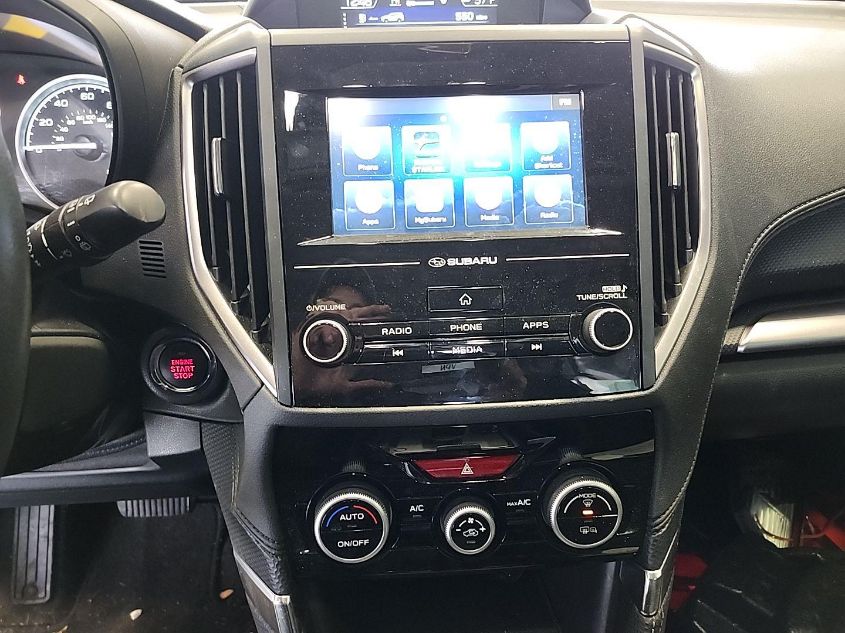 SUBARU FORESTER PREMIUM