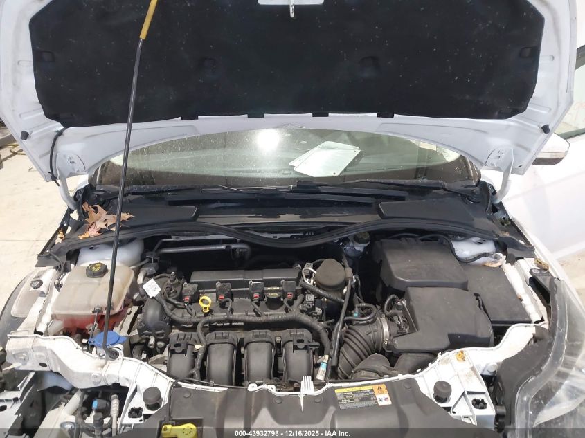 2014 Ford Focus Titanium VIN: 1FADP3J28EL196926 Lot: 43932798