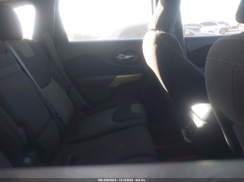 2017 Jeep Cherokee Sport Fwd VIN: 1C4PJLAS8HD216454 Lot: 43932823