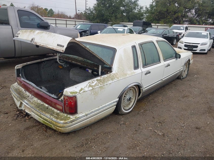 1993 Lincoln Town Car Cartier