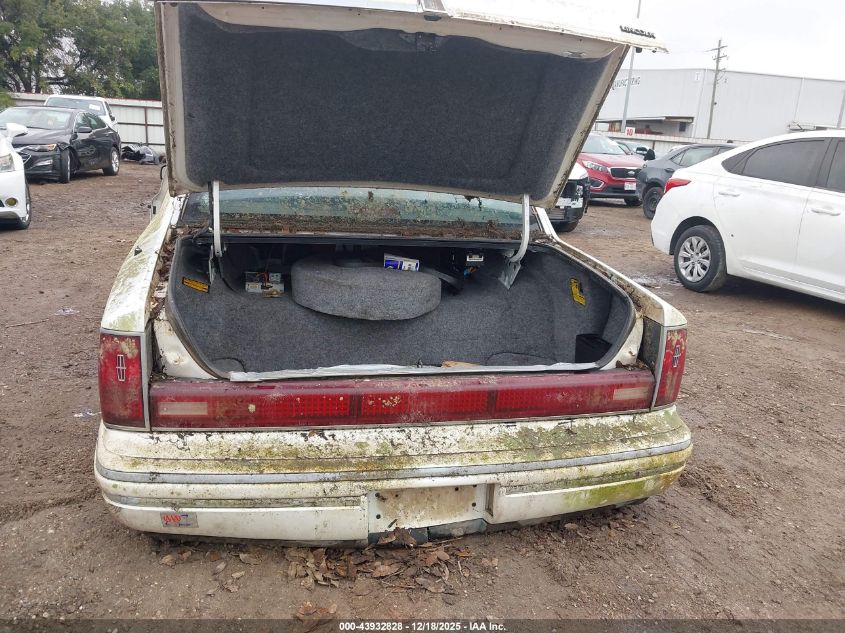 1993 Lincoln Town Car Cartier VIN: 1LNLM83W9PY760175 Lot: 43932828