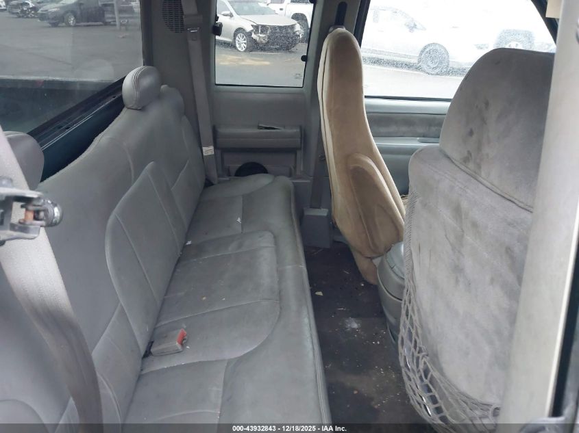 1997 Chevrolet C1500 Fleetside VIN: 2GCEC19R6V1217634 Lot: 43932843