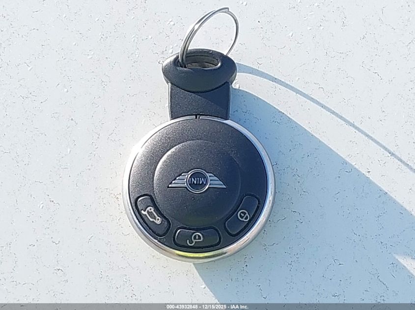 2012 Mini Cooper S VIN: WMWSV3C54CTY17717 Lot: 43932848