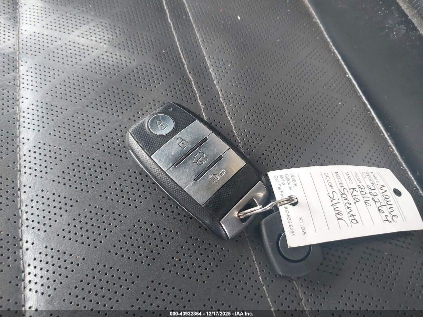 2016 Kia Sorento 3.3L Sxl VIN: 5XYPKDA53GG007670 Lot: 43932864