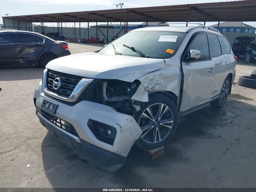 2018 Nissan Pathfinder Platinum