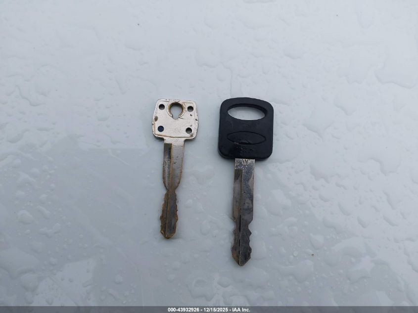 1994 Ford Mustang VIN: 1FALP4049RF105400 Lot: 43932926