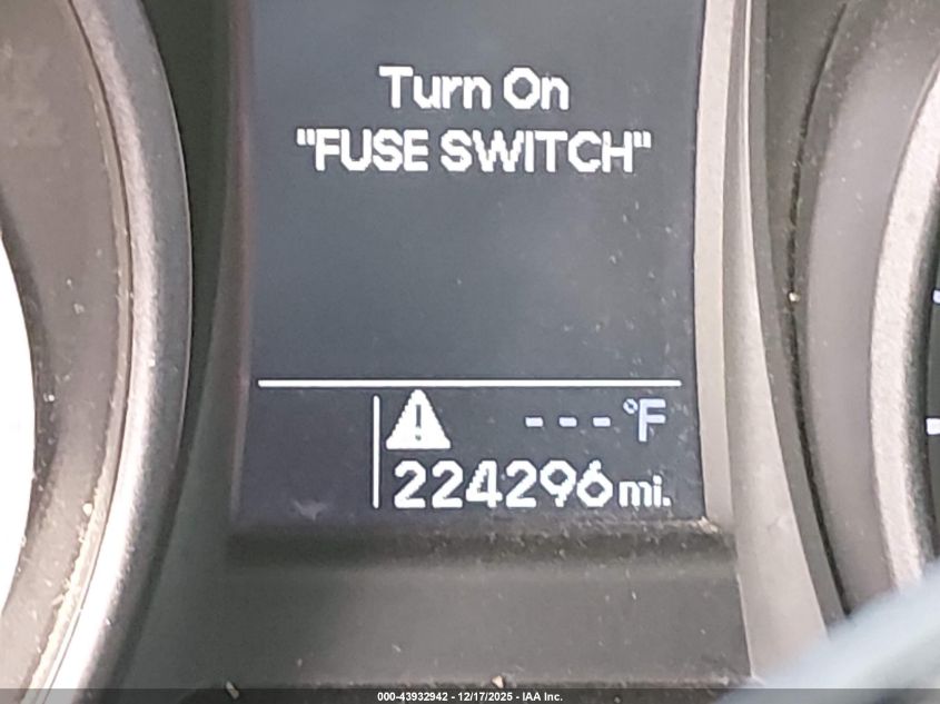 2015 Hyundai Santa Fe Sport 2.4L VIN: 5XYZTDLB7FG290467 Lot: 43932942