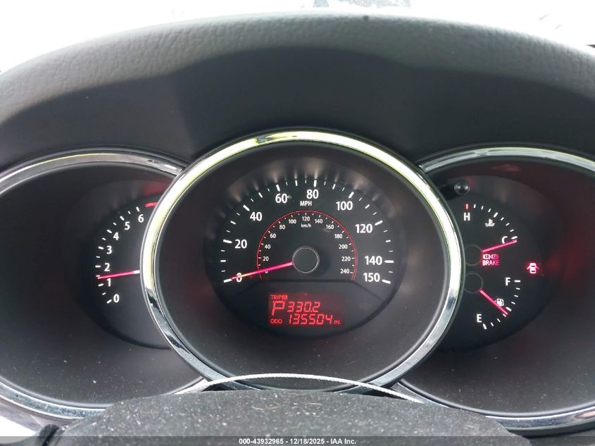 2011 Kia Sorento Lx VIN: 5XYKTCA13BG037193 Lot: 43932965