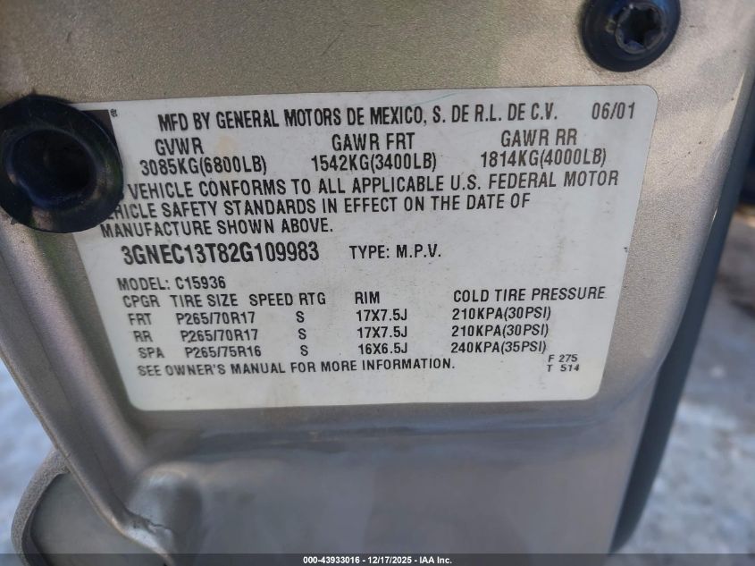 2002 Chevrolet Avalanche 1500 VIN: 3GNEC13T82G109983 Lot: 43933016