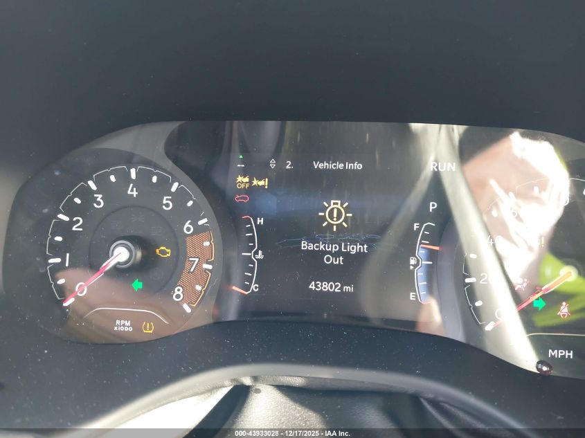 2024 Jeep Compass Latitude 4X4 VIN: 3C4NJDBNXRT118754 Lot: 43933028