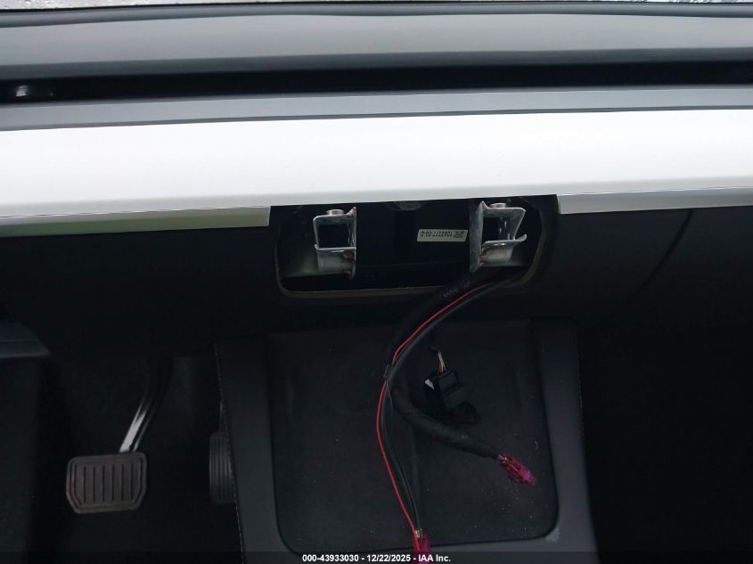 2021 Tesla Model Y Long Range Dual Motor All-Wheel Drive VIN: 5YJYGDEE9MF158368 Lot: 43933030