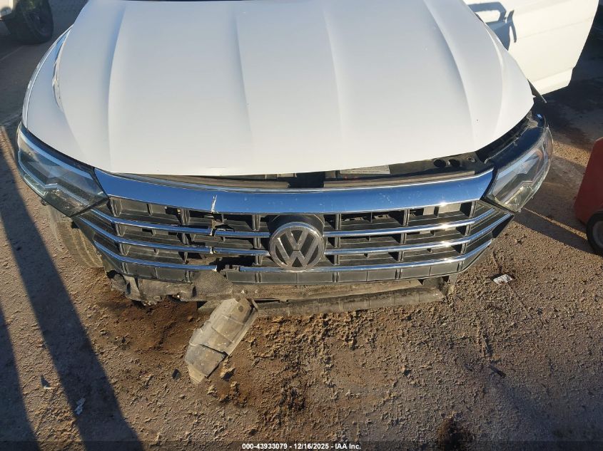 2019 Volkswagen Jetta 1.4T R-Line/1.4T S/1.4T Se VIN: 3VWC57BU4KM131775 Lot: 43933079