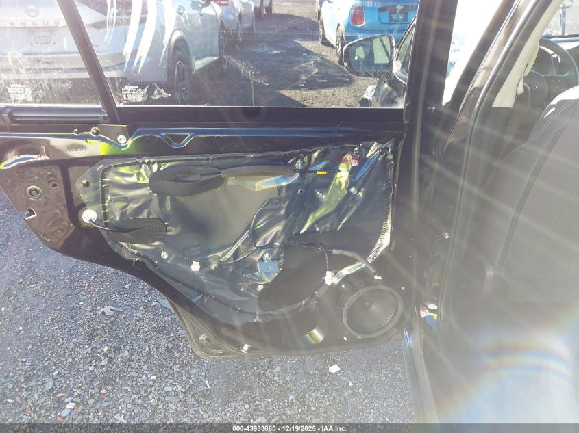 2025 Subaru Crosstrek Premium VIN: JF2GUHDC7S8338569 Lot: 43933080