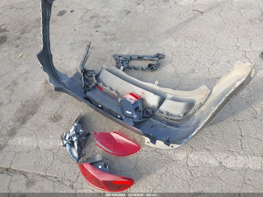 2013 Volkswagen Cc 2.0T Sport VIN: WVWBP7AN6DE551808 Lot: 43933084