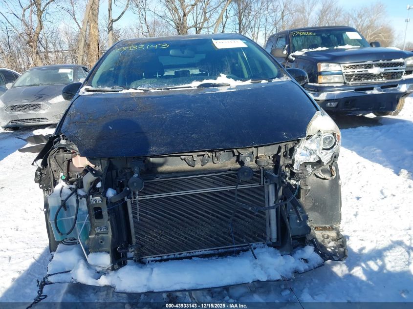 2013 Toyota Prius Two VIN: JTDKN3DU7D5540155 Lot: 43933143