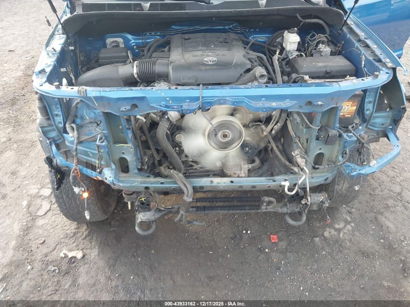 2017 Toyota Tundra Sr5 5.7L V8 VIN: 5TFDW5F19HX676706 Lot: 43933162