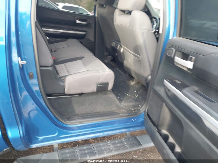 2017 Toyota Tundra Sr5 5.7L V8 VIN: 5TFDW5F19HX676706 Lot: 43933162