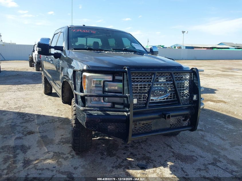 2017 Ford F-350 Platinum VIN: 1FT8W3BT9HEB18511 Lot: 43933178