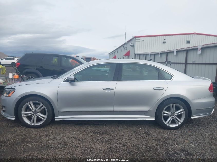 2015 Volkswagen Passat 3.6L V6 Sel Premium VIN: 1VWCM7A37FC052880 Lot: 43933204